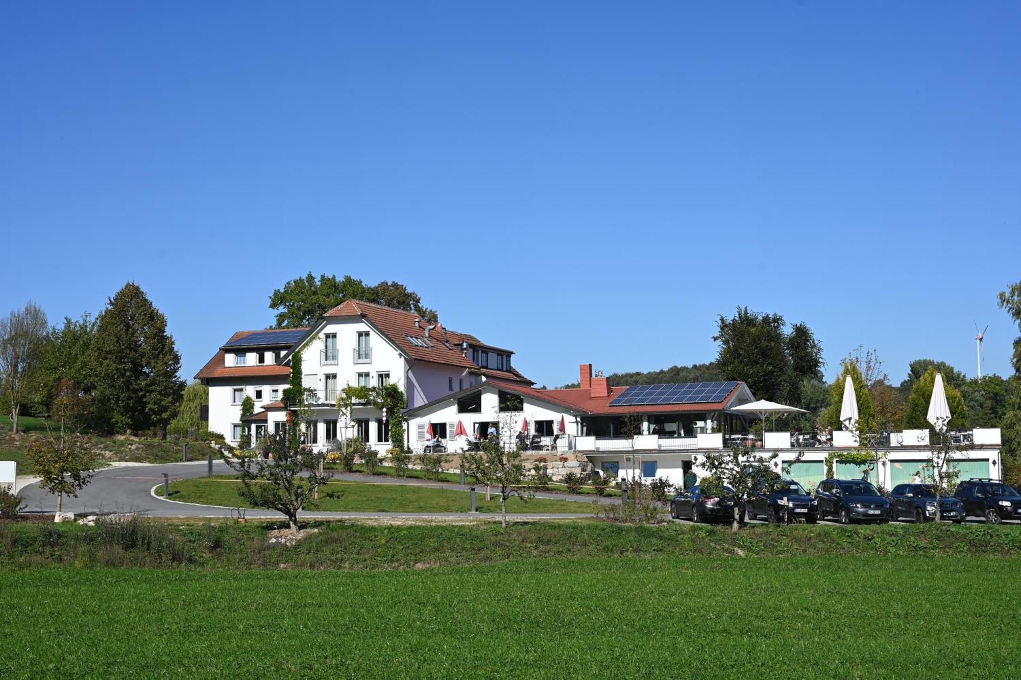 Altes Kurhaus Landhotel Trabelsdorf ภายนอก รูปภาพ